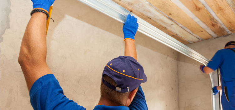 commercial overhead garage door repair in Guadalupe